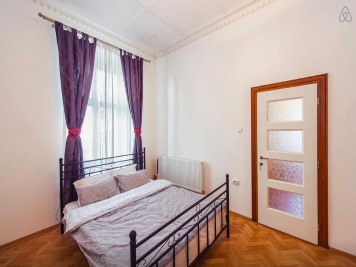 Love Nest Brasov Room photo